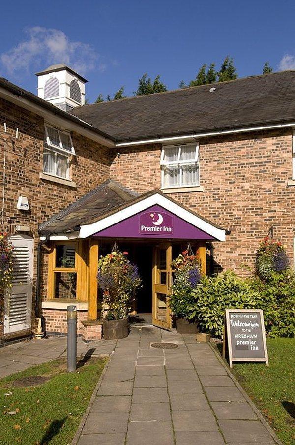 Premier Inn Premier Inn Wrexham North Eksteriør bilde